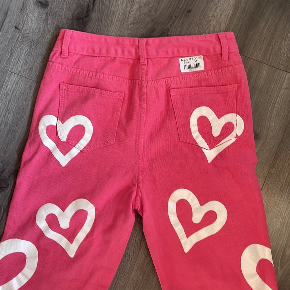 💚Vibrant Pink heart pants 💖 Valentines Day Super cute Versatile Fashionable - Picture 4 of 4
